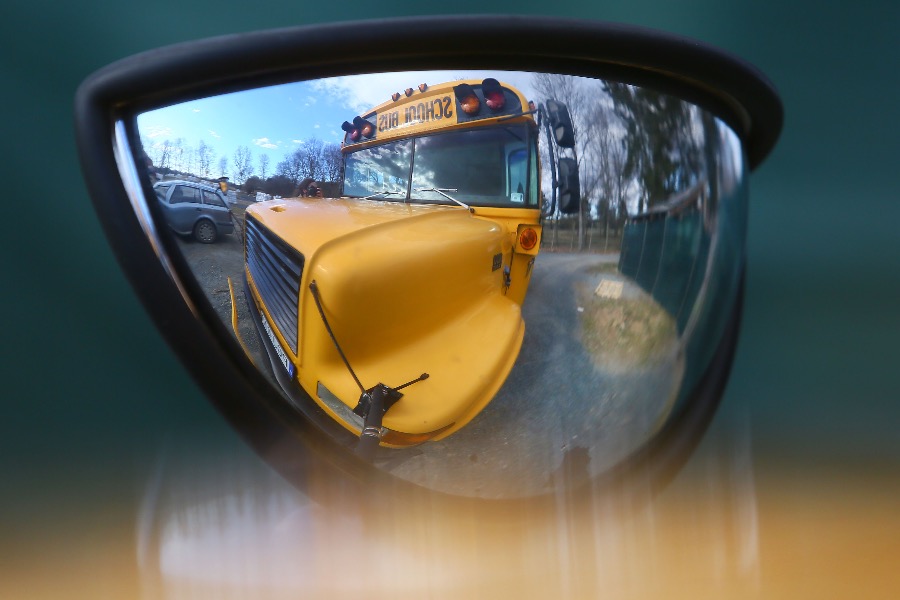 Hogyan kerül egy sárga amerikai iskolabusz Kőszegre?